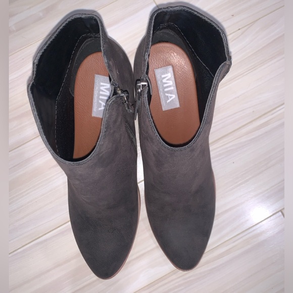MIA Patton Bootie (size 10) - Picture 8 of 9